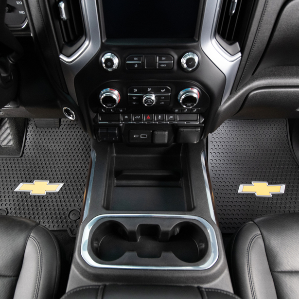 Chevy Silverado 2020-On Signature Rubber® Floor Mats with Logo